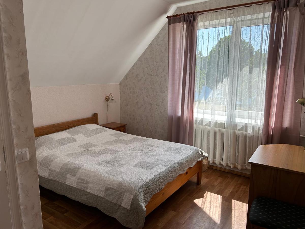 Radi Hotel Brocēni Buitenkant foto