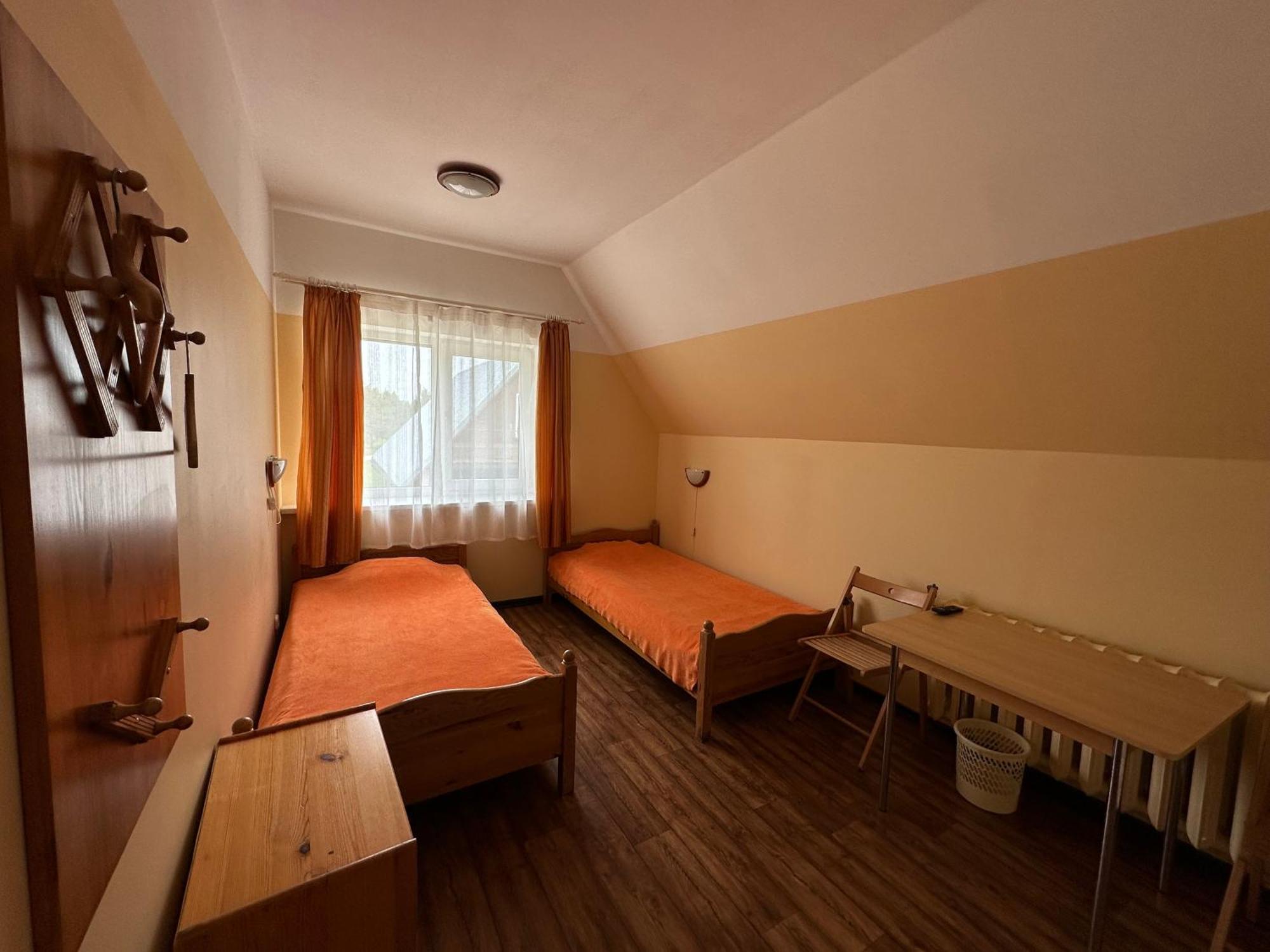 Radi Hotel Brocēni Buitenkant foto