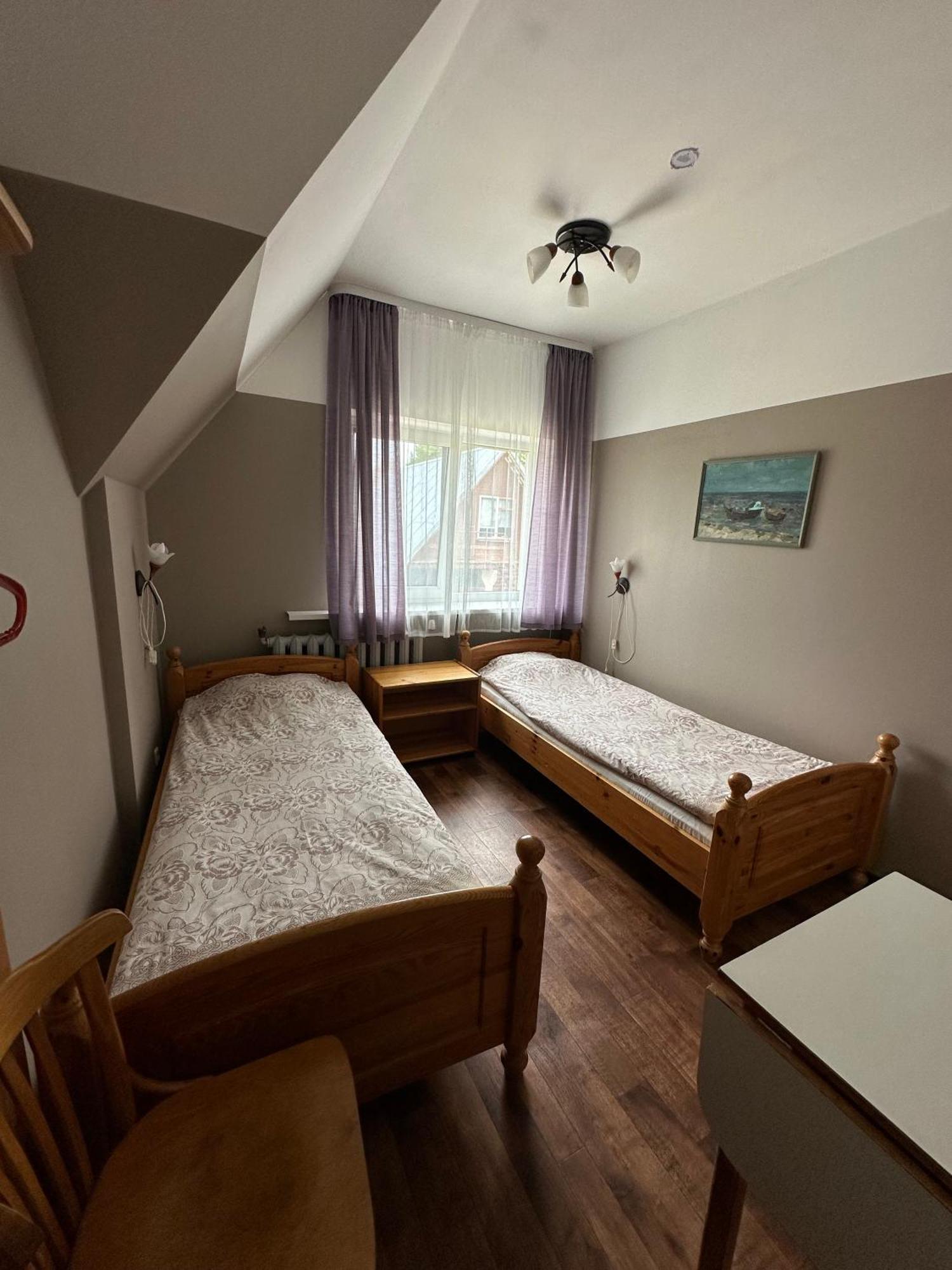 Radi Hotel Brocēni Buitenkant foto