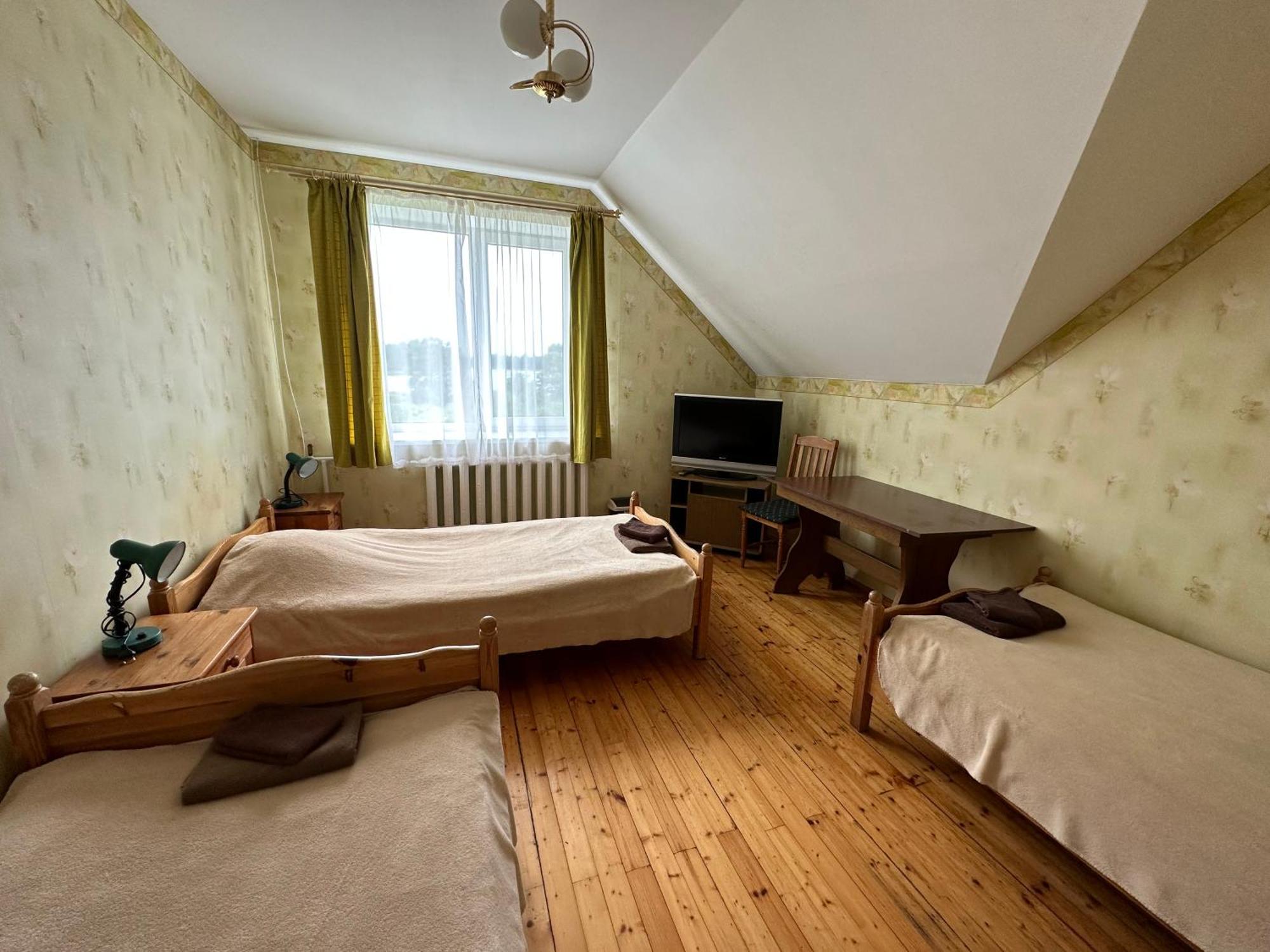 Radi Hotel Brocēni Buitenkant foto