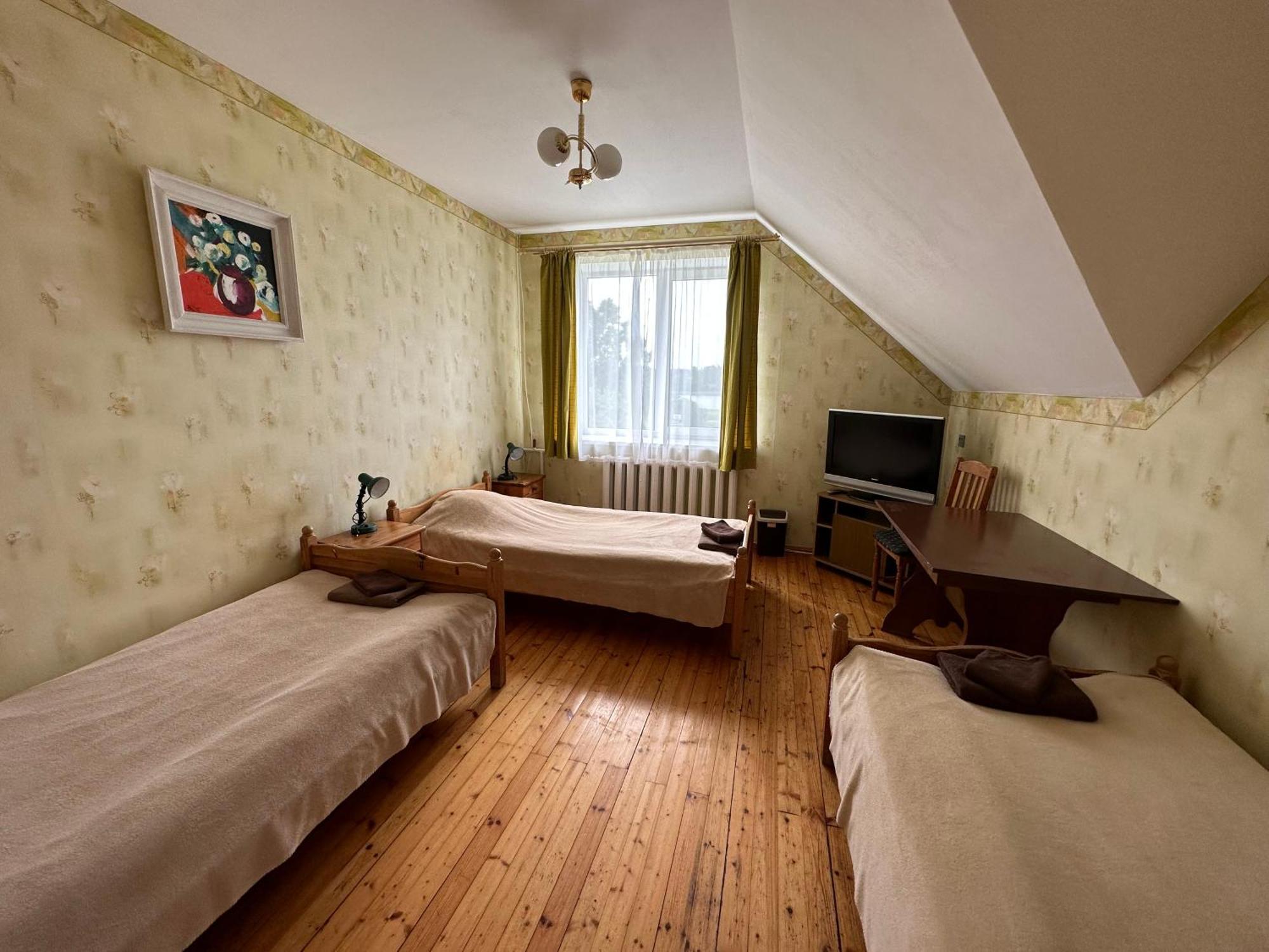 Radi Hotel Brocēni Buitenkant foto