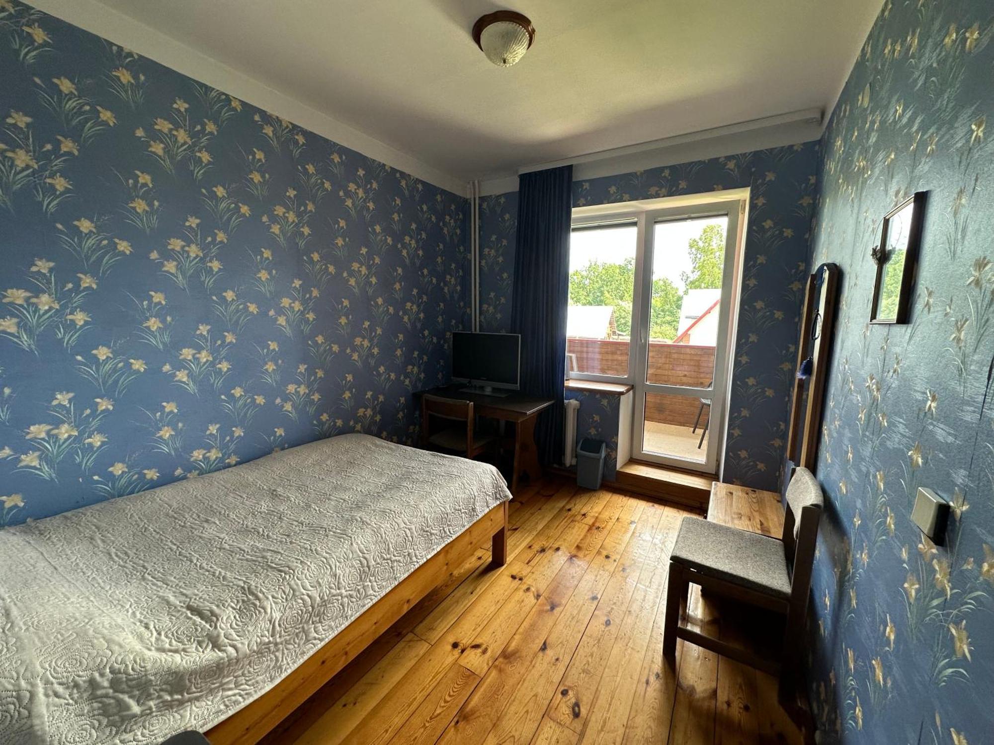 Radi Hotel Brocēni Buitenkant foto