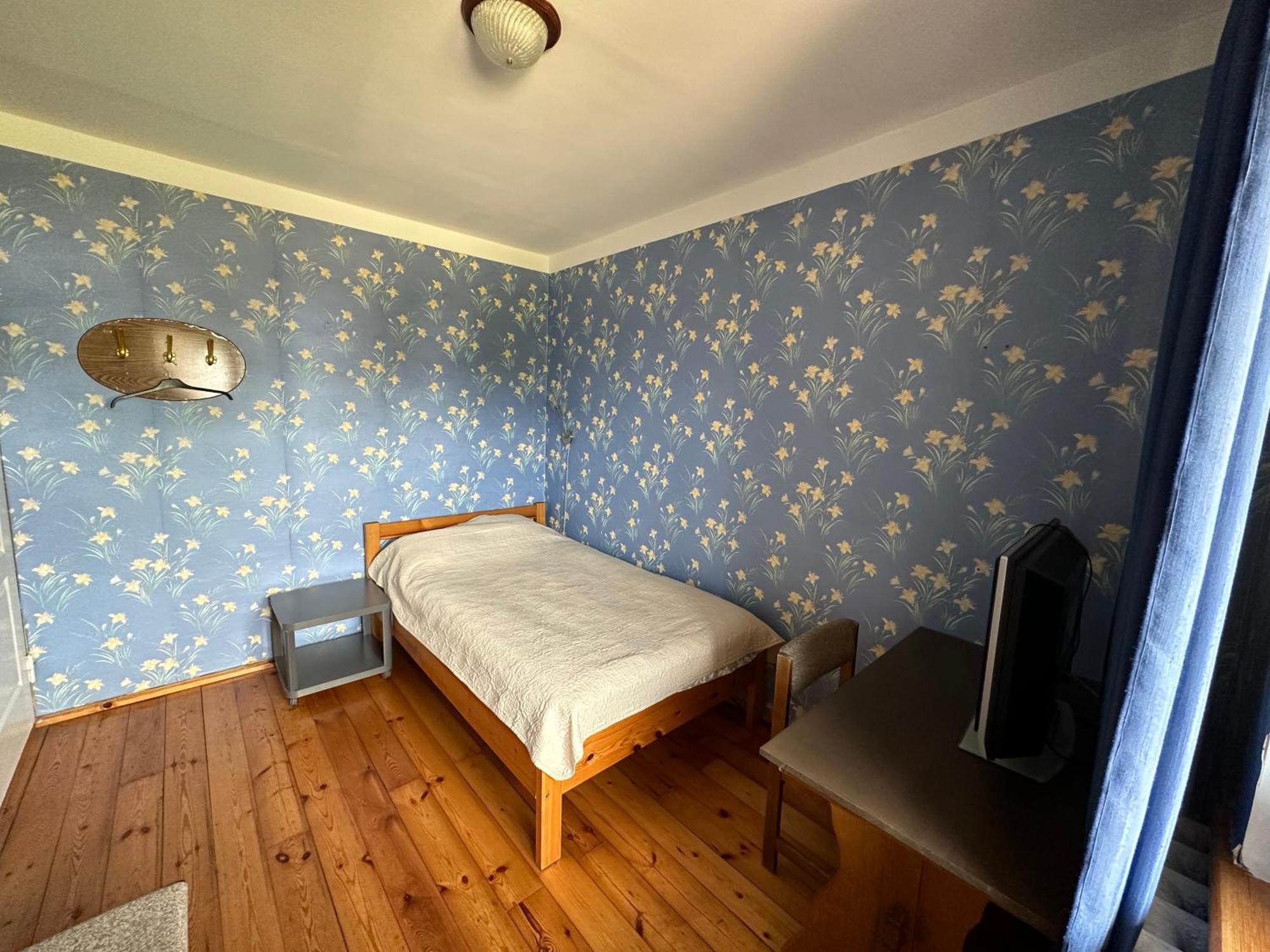 Radi Hotel Brocēni Buitenkant foto