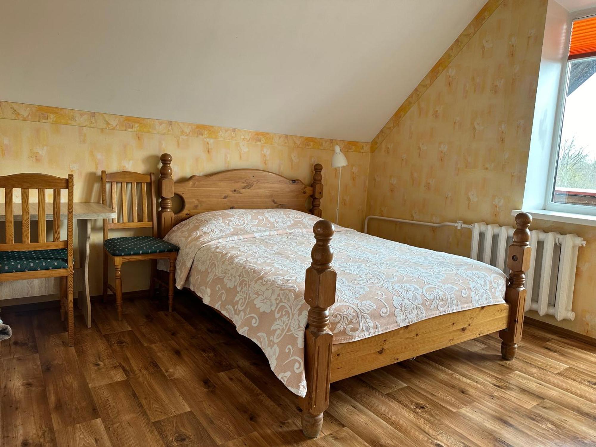 Radi Hotel Brocēni Buitenkant foto