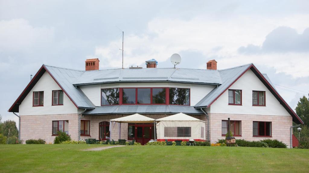Radi Hotel Brocēni Buitenkant foto